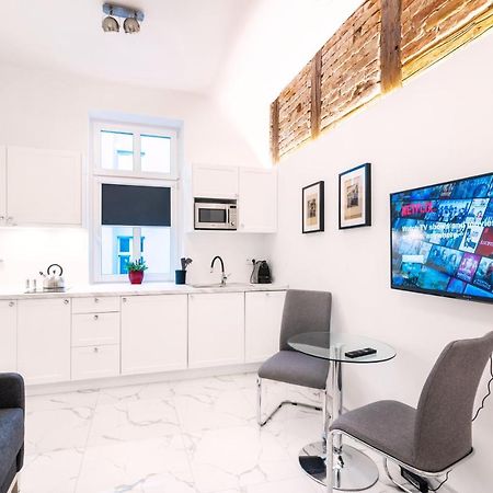 Apartamenty Biznes By Shausha Nr 7A Gliwice Dış mekan fotoğraf